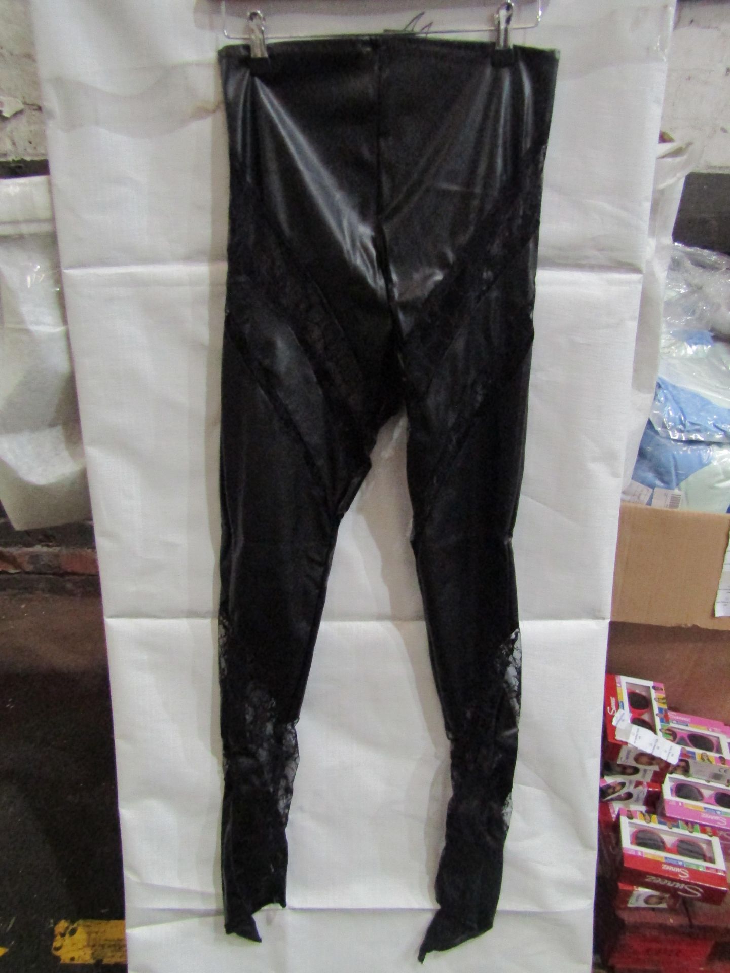 1x Box Containing Approx 40x Pretty Little Thing Shape Black Faux Leather Lace Insert Leggings, Size