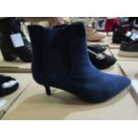 JD Williams Ladies Blue Velvet Ankle High Boots, Size: 7 - Unused & Boxed.