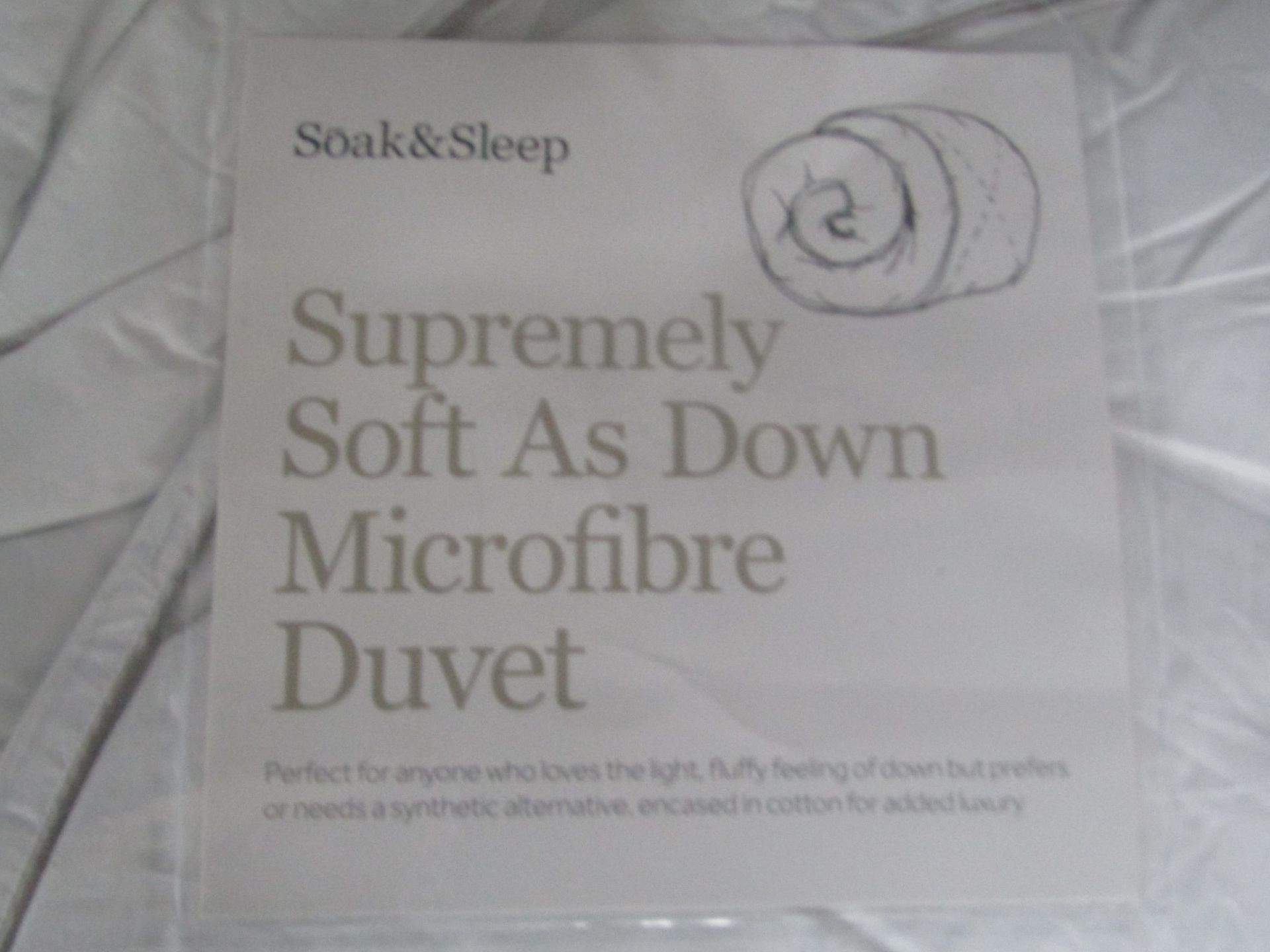 Soak & Sleep Soak & Sleep 10.5 Tog Soft As Down Microfibre Superking Duvet RRP 80 - Image 2 of 2
