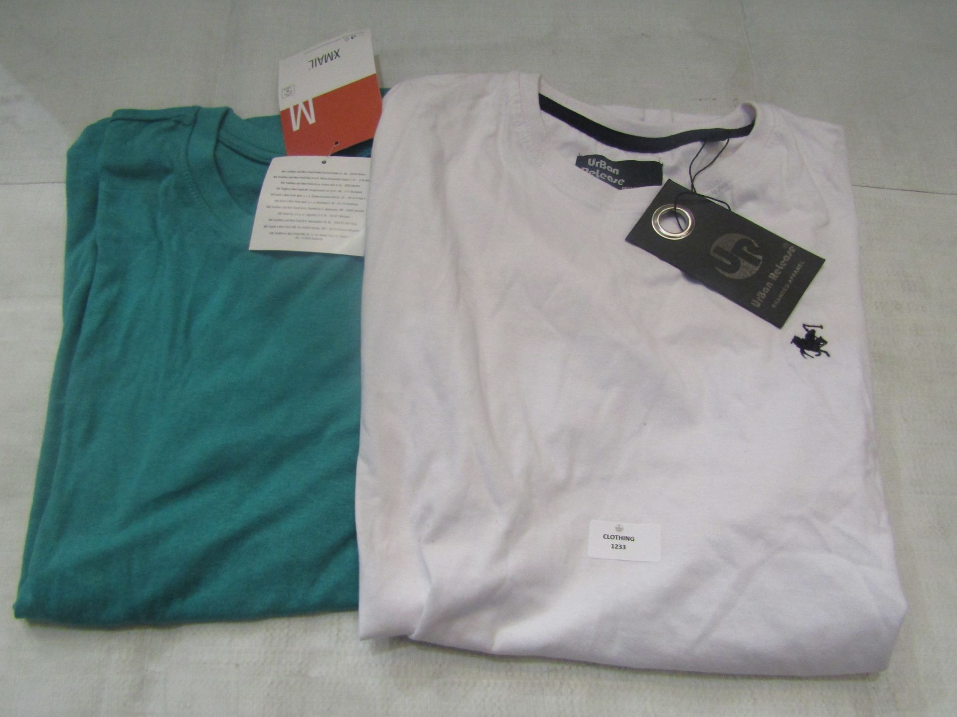 2 X Mens T/Shirts Size M New With Tags
