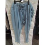 Stretch Jeans, Unsure If Ladies Or Male, Size: 46s - Good Condition.