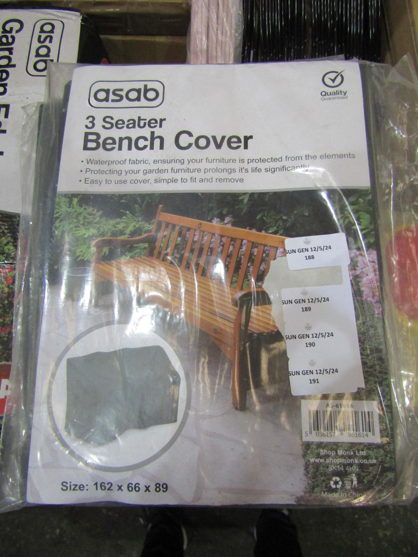 Asab 3 Seater Bench Cover, Size: 162 x 66 x 89 - Unchecked & Packaged.