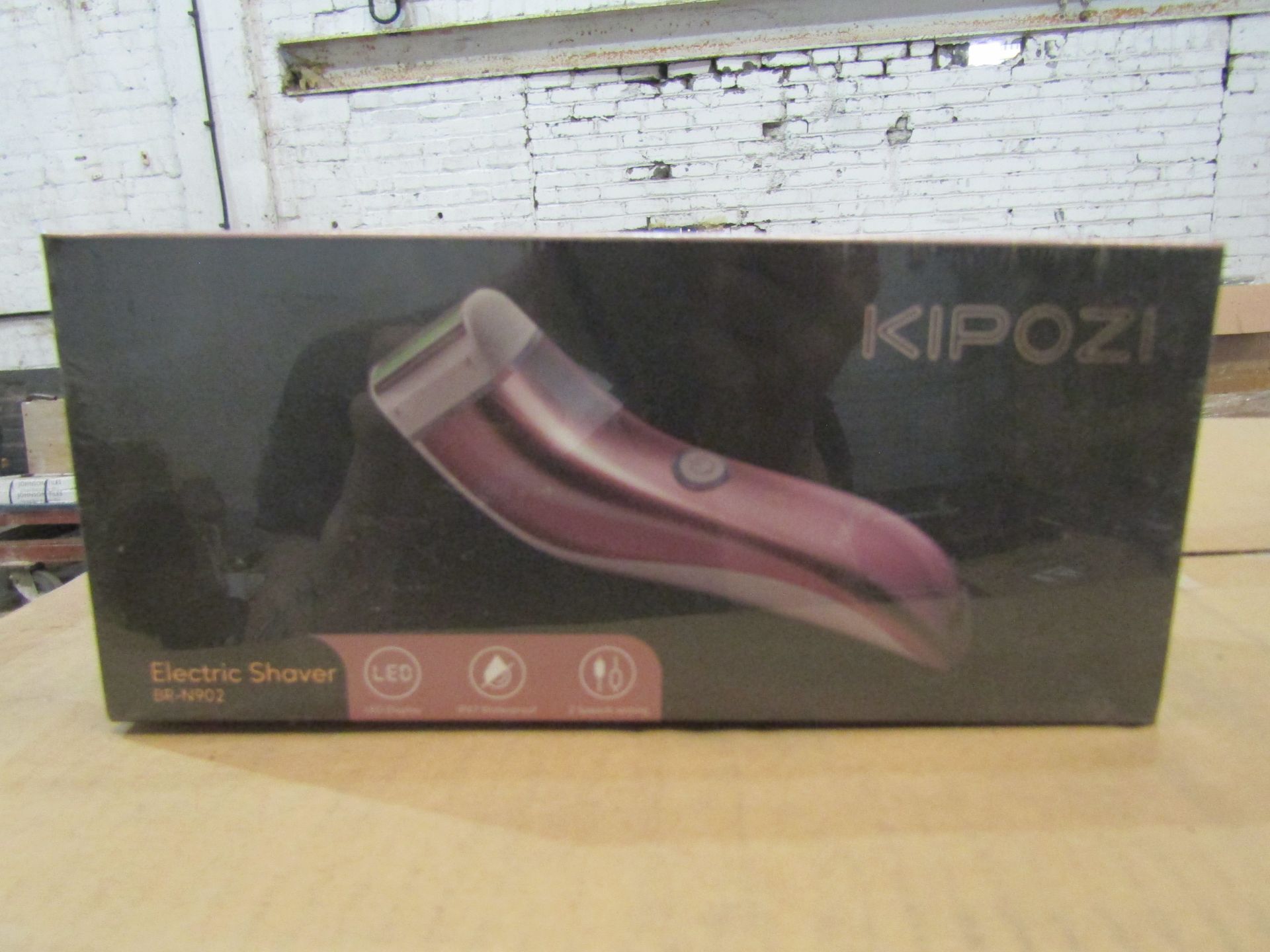 Kipozi Electric Shaver With LED Display, Waterproof, 2 Speed Settings, Model: BR-N902 - Good