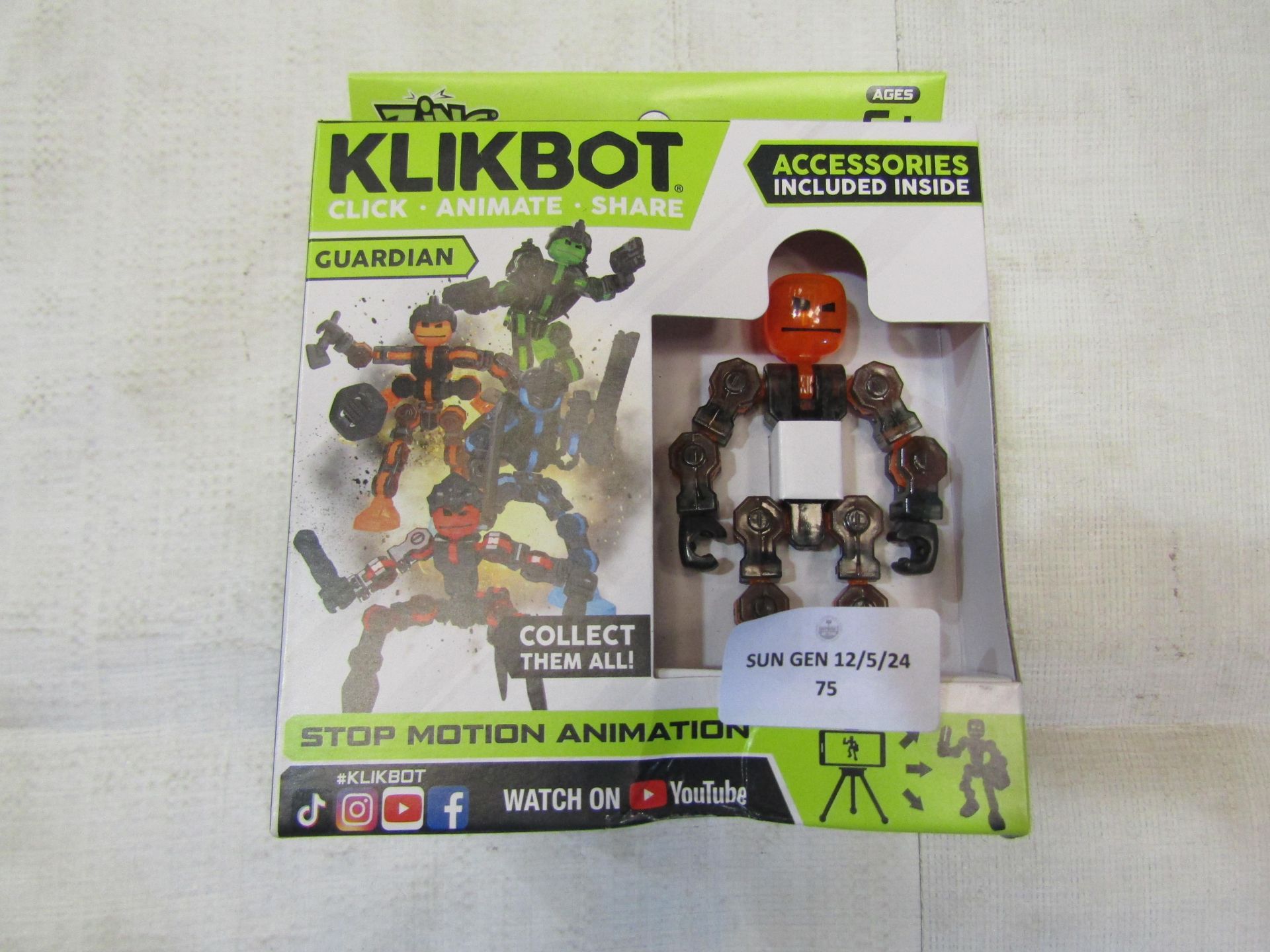 3x Klikbot Guardian Stop Motion Animation - All Unchecked & Boxed.