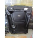 Asab Travel Case, Unchecked & No Package.