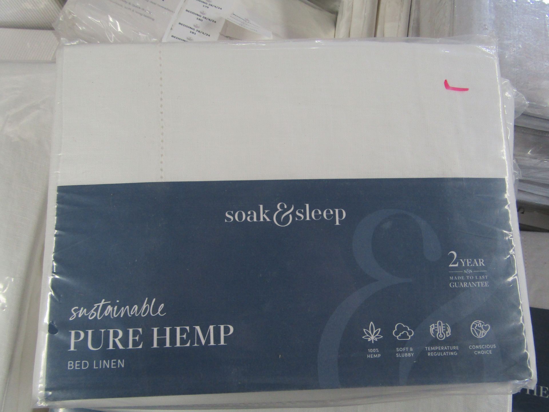 Soak & Sleep Soak & Sleep Chalk Pure Hemp Superking Oxford Pillowcase Pair RRP 36 - Image 2 of 2