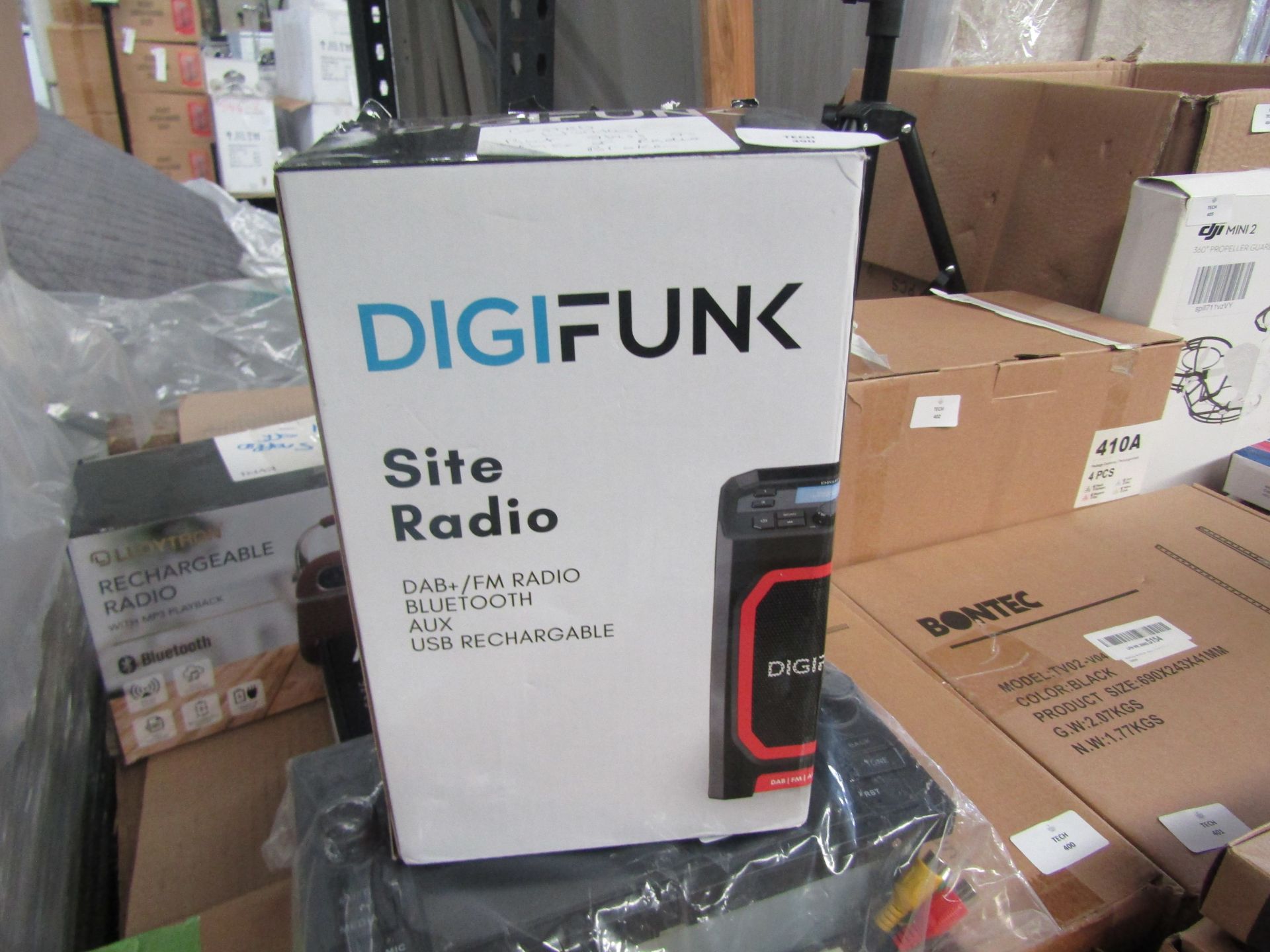 Digifunk Site Radio, Tested Working, Glass On Back Of The Radio Is Broken,.