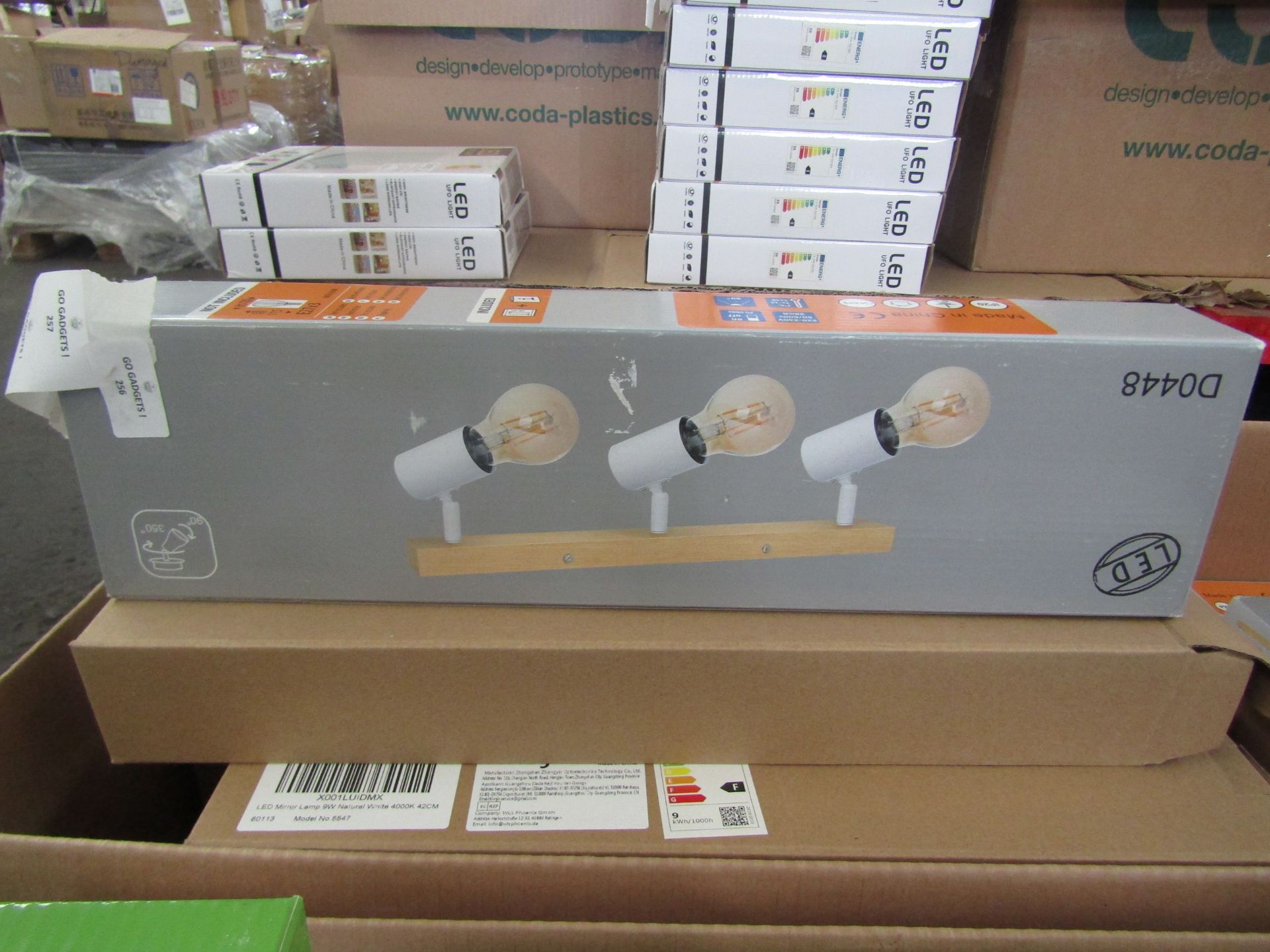 Kimjo - Wood & White Metal Adjustable 3-Way Spotlight Ceiling Light - Boxed.