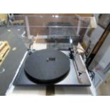 PROJ-PRIMARY-E-BLK Turntable ( PLU 403780 ) - Powers on and displays a picture, we havent tried