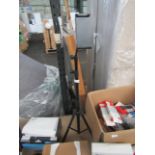 Tripod With Mobile Phone Holder/Stand, Looks In Good Condition, No Box.