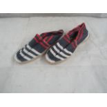 2X TheStripeCompany - Slip-On Espadrilles Shoes - See Image For Design - Size 42 - New.