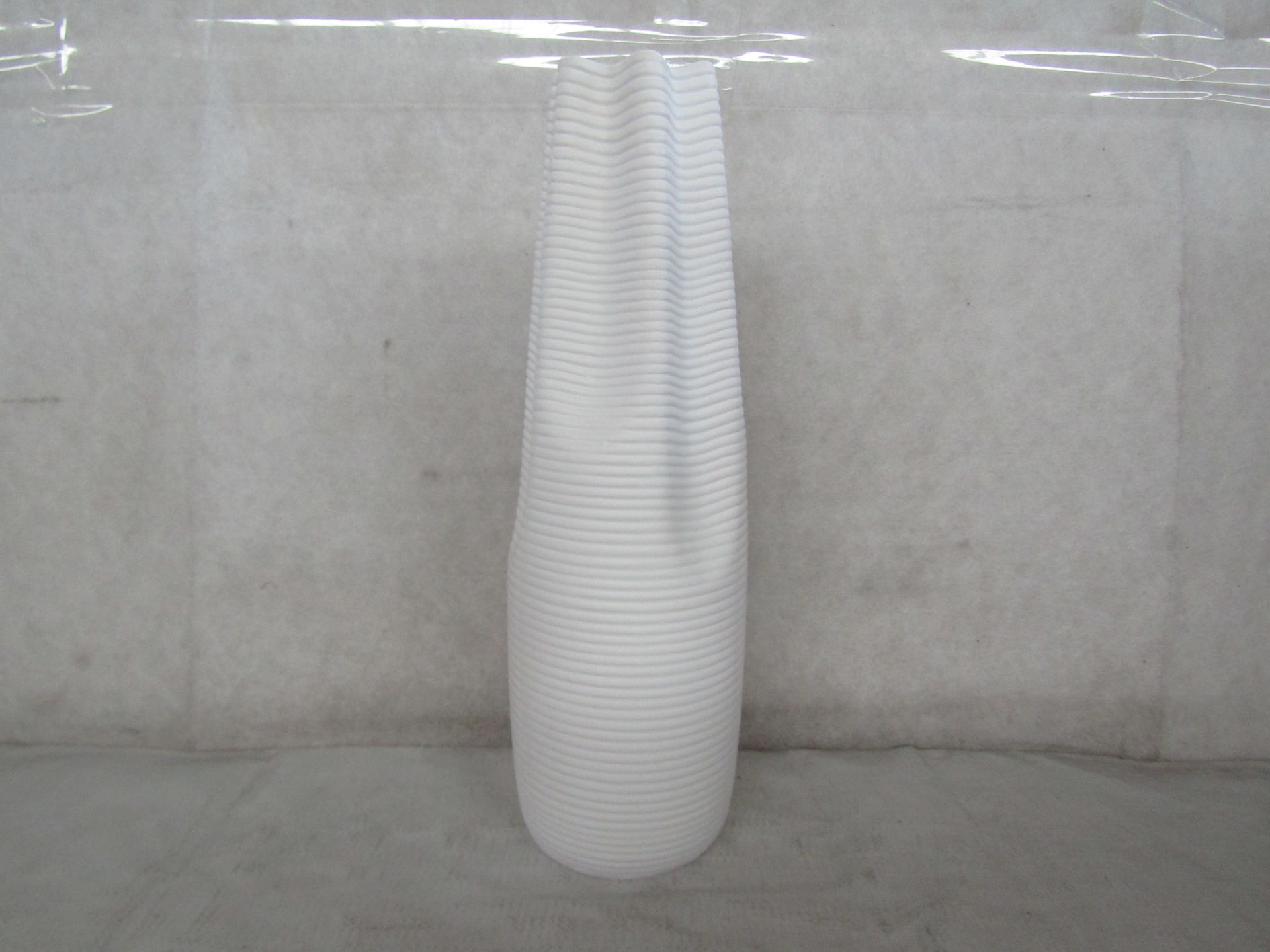 David Fischoff - White Ribbed Vase - Good Condition & Boxed.
