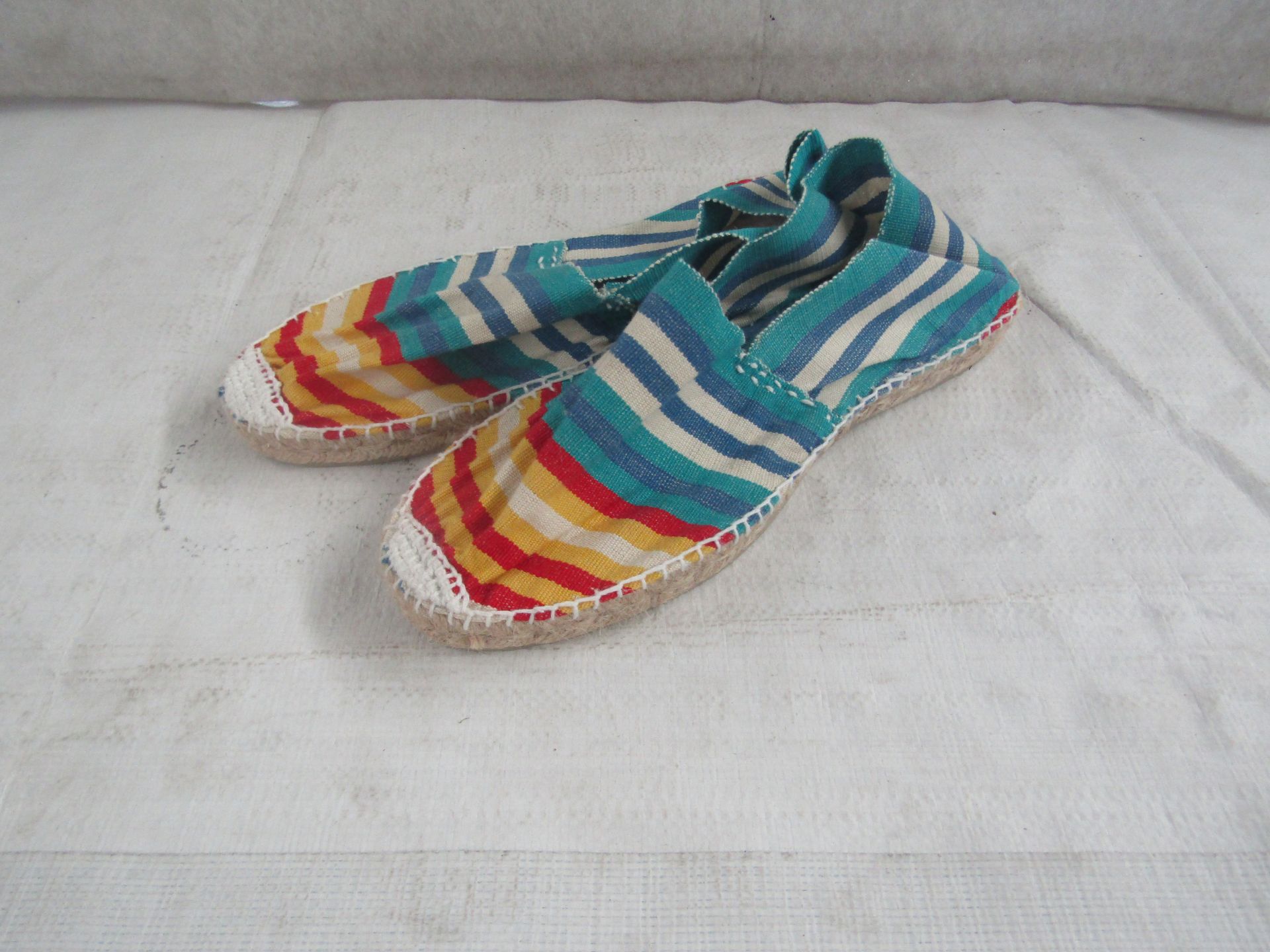 2X TheStripeCompany - Slip-On Espadrilles Shoes - See Image For Design - Size 40 - New.