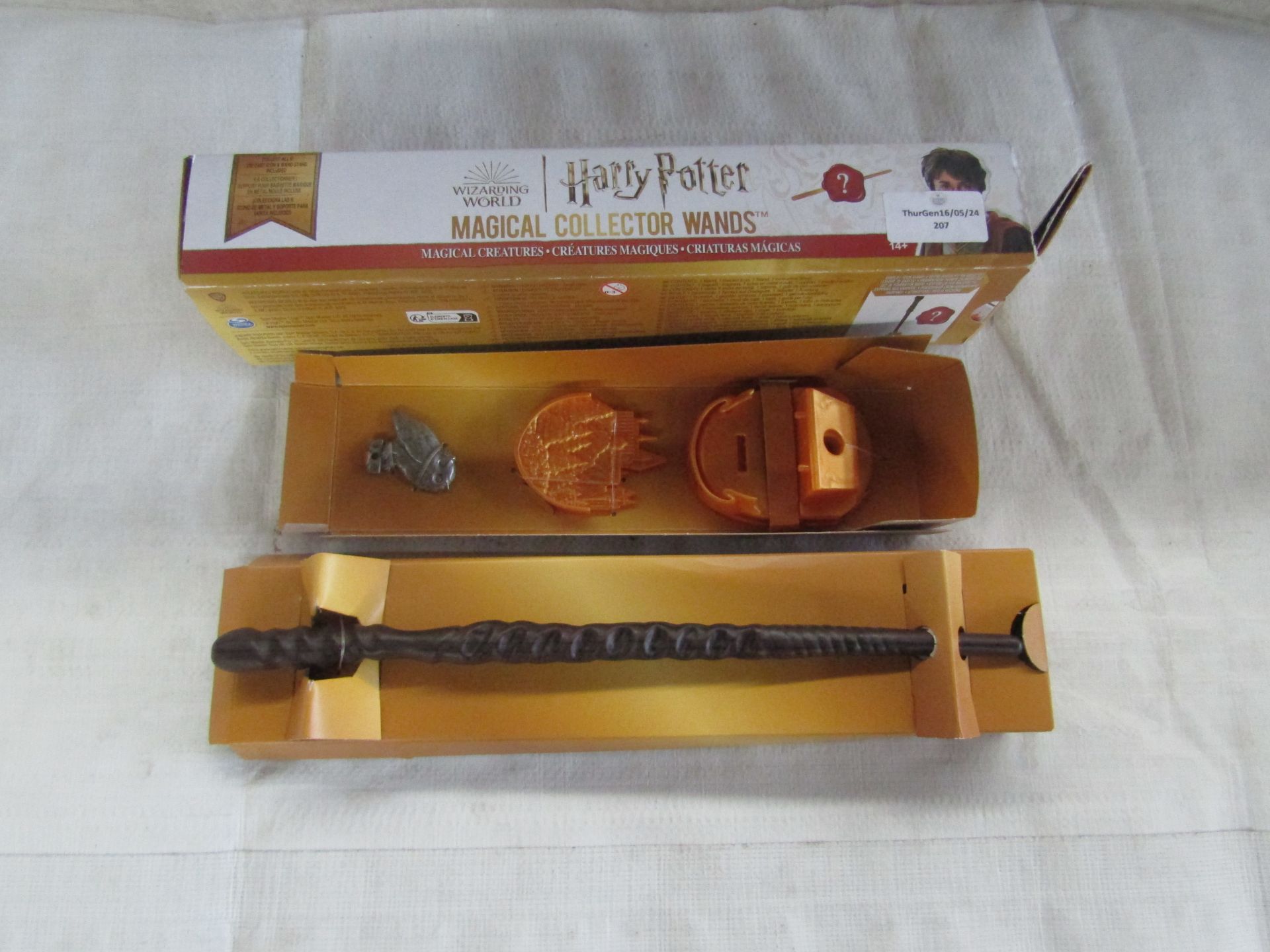 Harry Potter - Magical Collectors Wand ( Cho Chang ) - New & Boxed.