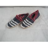 2X TheStripeCompany - Slip-On Espadrilles Shoes - See Image For Design - Size 42 - New.