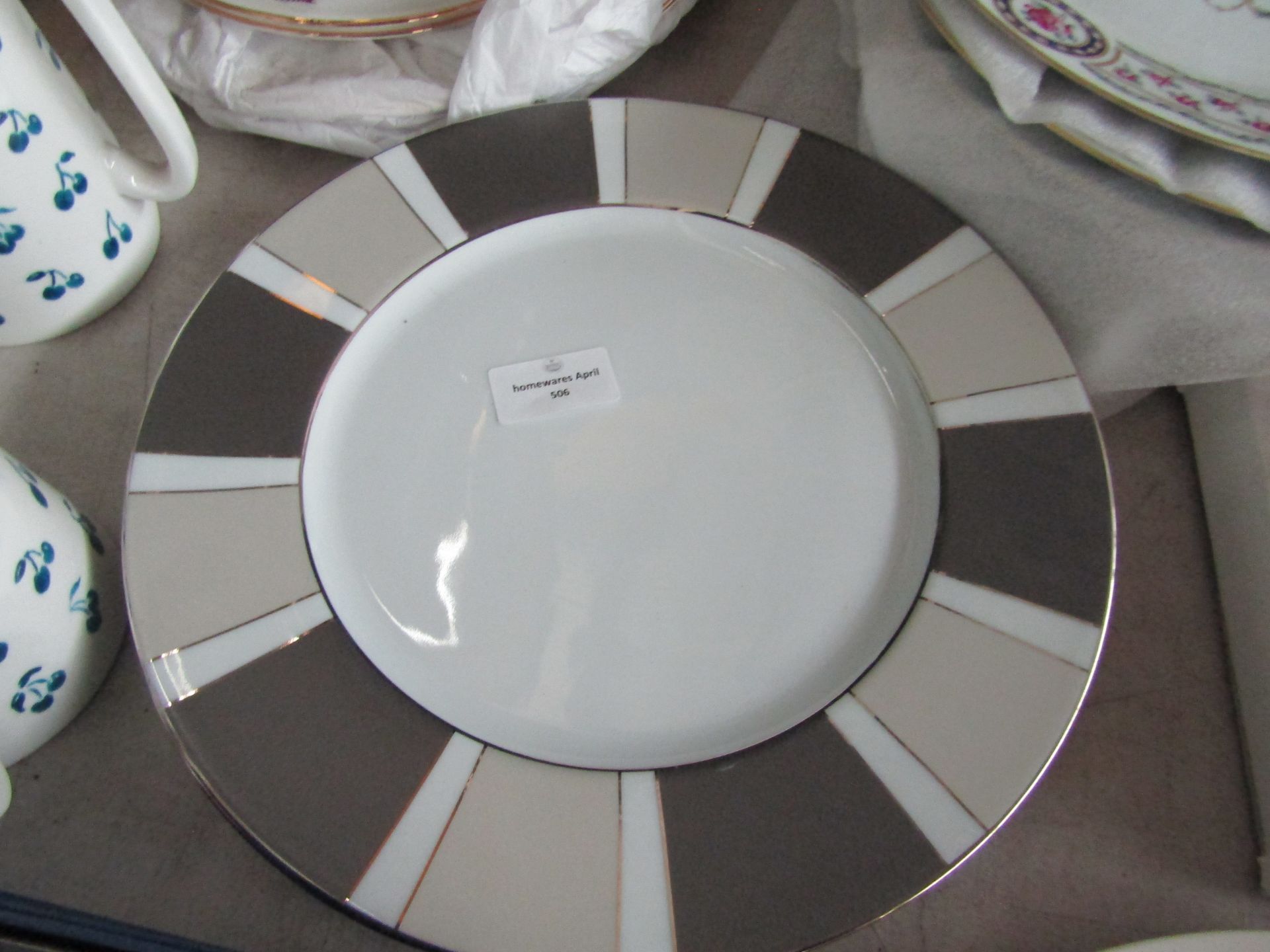 2 x Homeware Outlet Ex-Retail Customer Returns Mixed Lot - Total RRP est. 156About the Product(s)