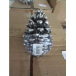 8x Silver Fir Cone Decoration - Small Size: Small H10 x D6cm - New. (100)