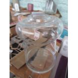 Round Clear Glass Vase 13.5cm Diam x 20cm High. - New. (219)