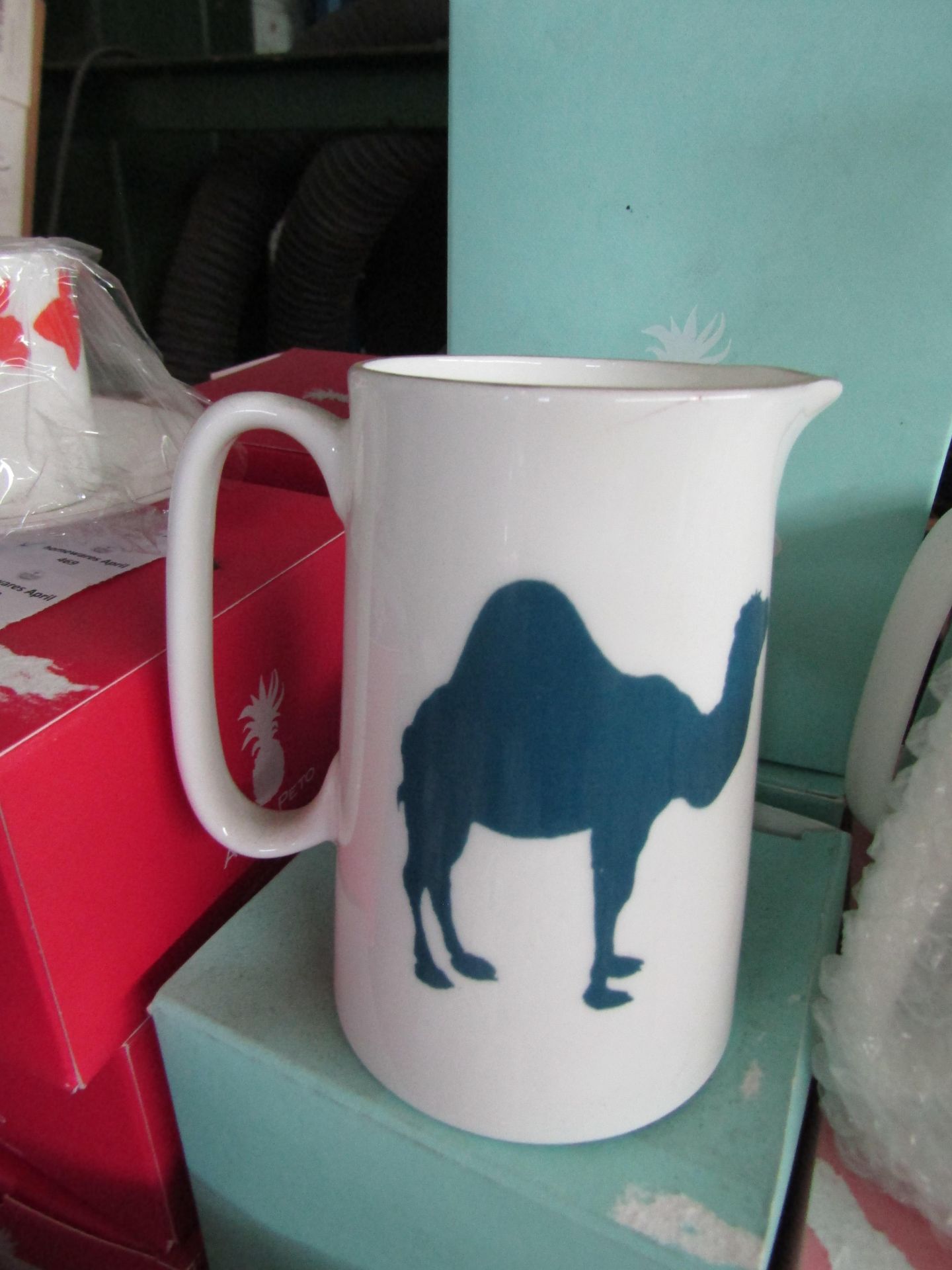 Alice Peto Camel Jug 1 Pint RRP 42About the Product(s)Inspired by traditional blue-and-white china