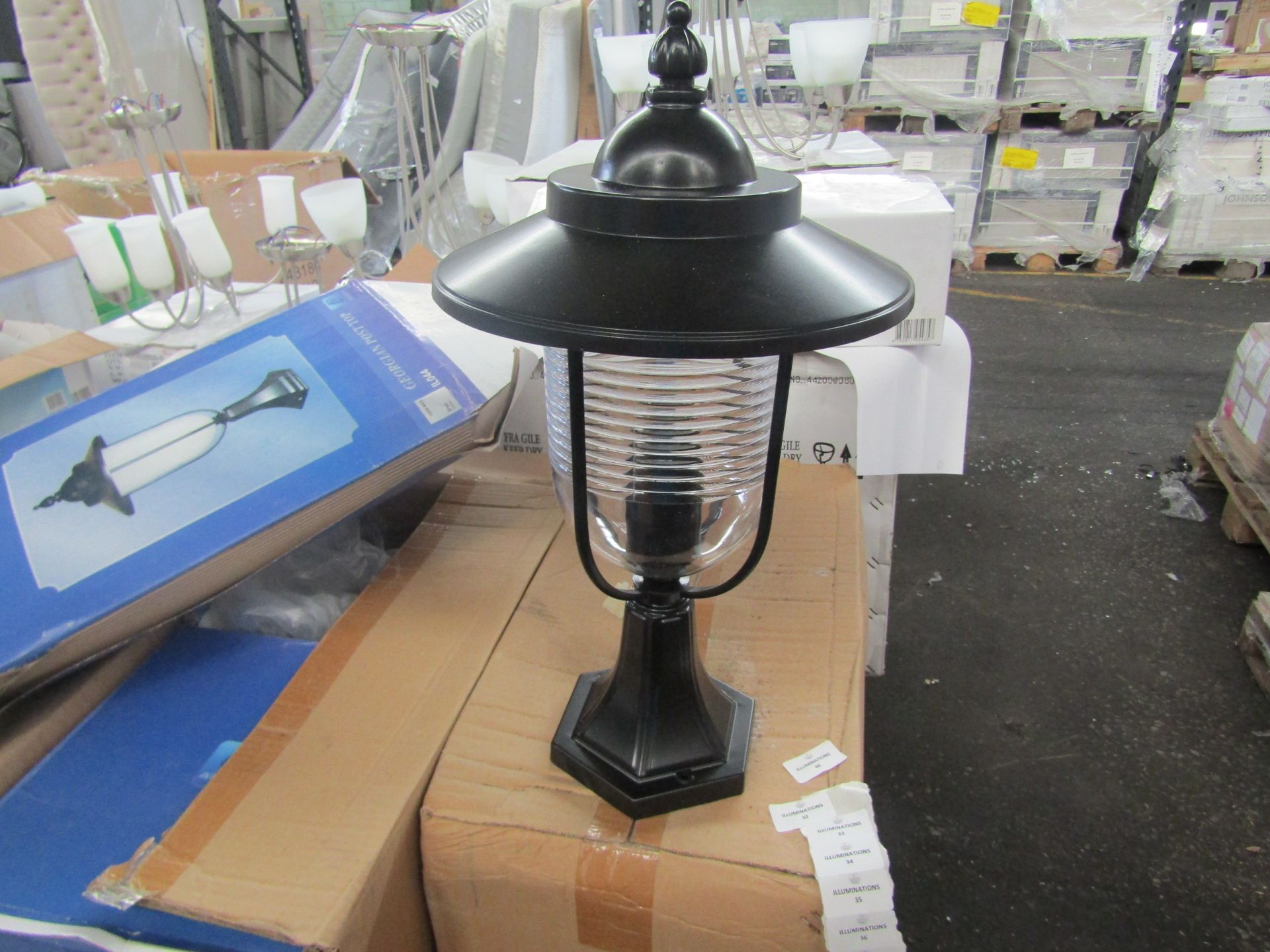 Integrity Lighting black outdoor Georgian post top. H44CM X W24CM. New & Boxed (boxes are shop