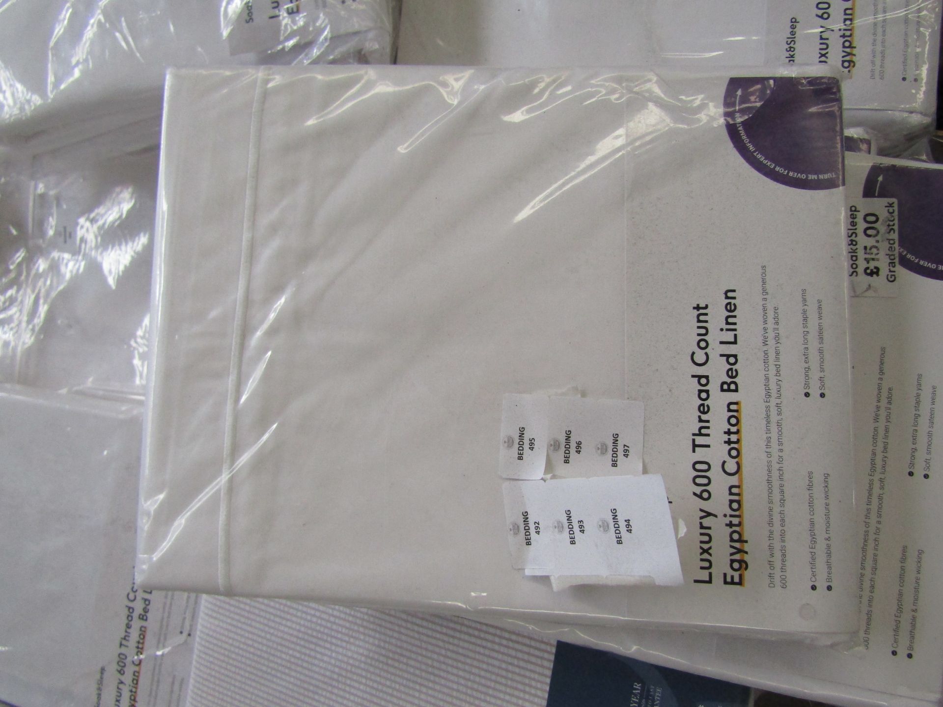 Soak & Sleep Soak & Sleep White 600TC Egyptian Cotton Single Flat Sheet RRP 45About the Product(s) - Image 2 of 2