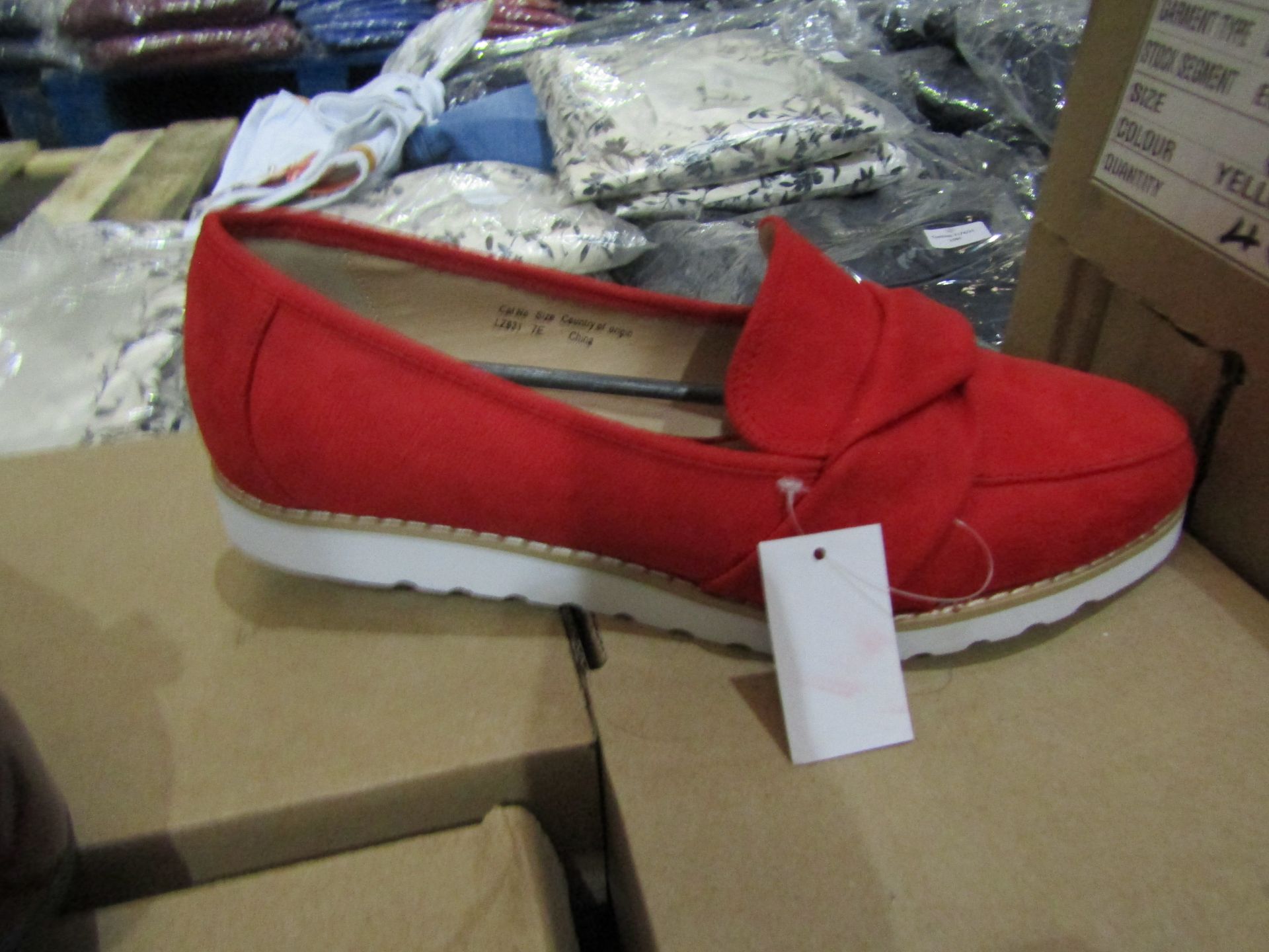 Ladies Red Shoes, Uk 7E, Unworn & Boxed.