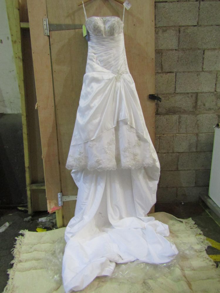 1 Bulk lot of contents of Wedding dress shop liquidation, No Buyers premium and reduced start price