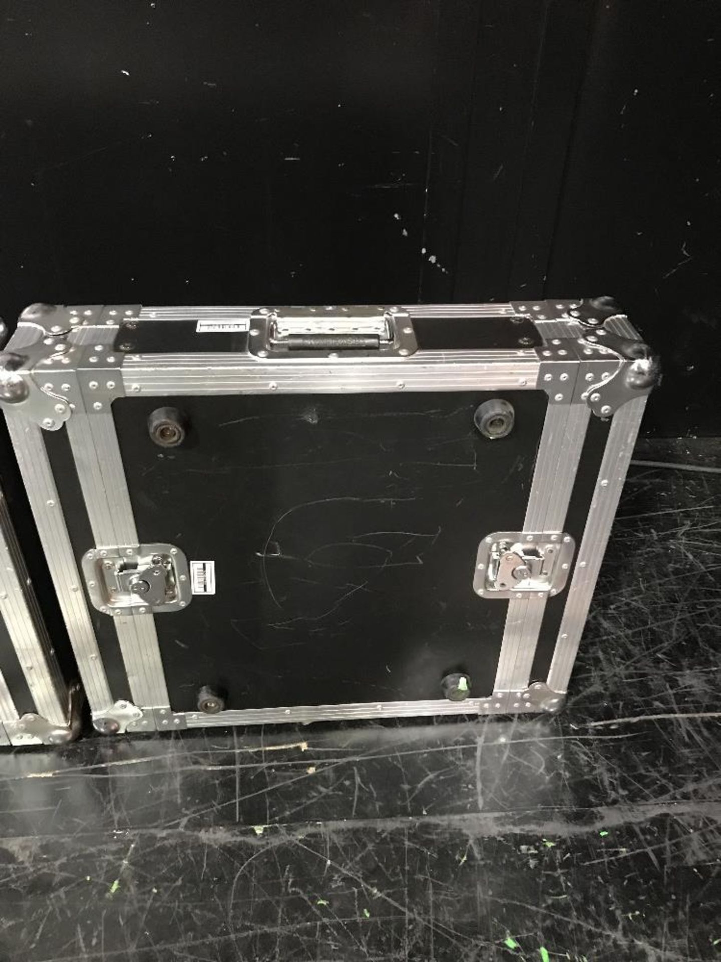 (2) Medium Empty Flight Cases - Image 3 of 3