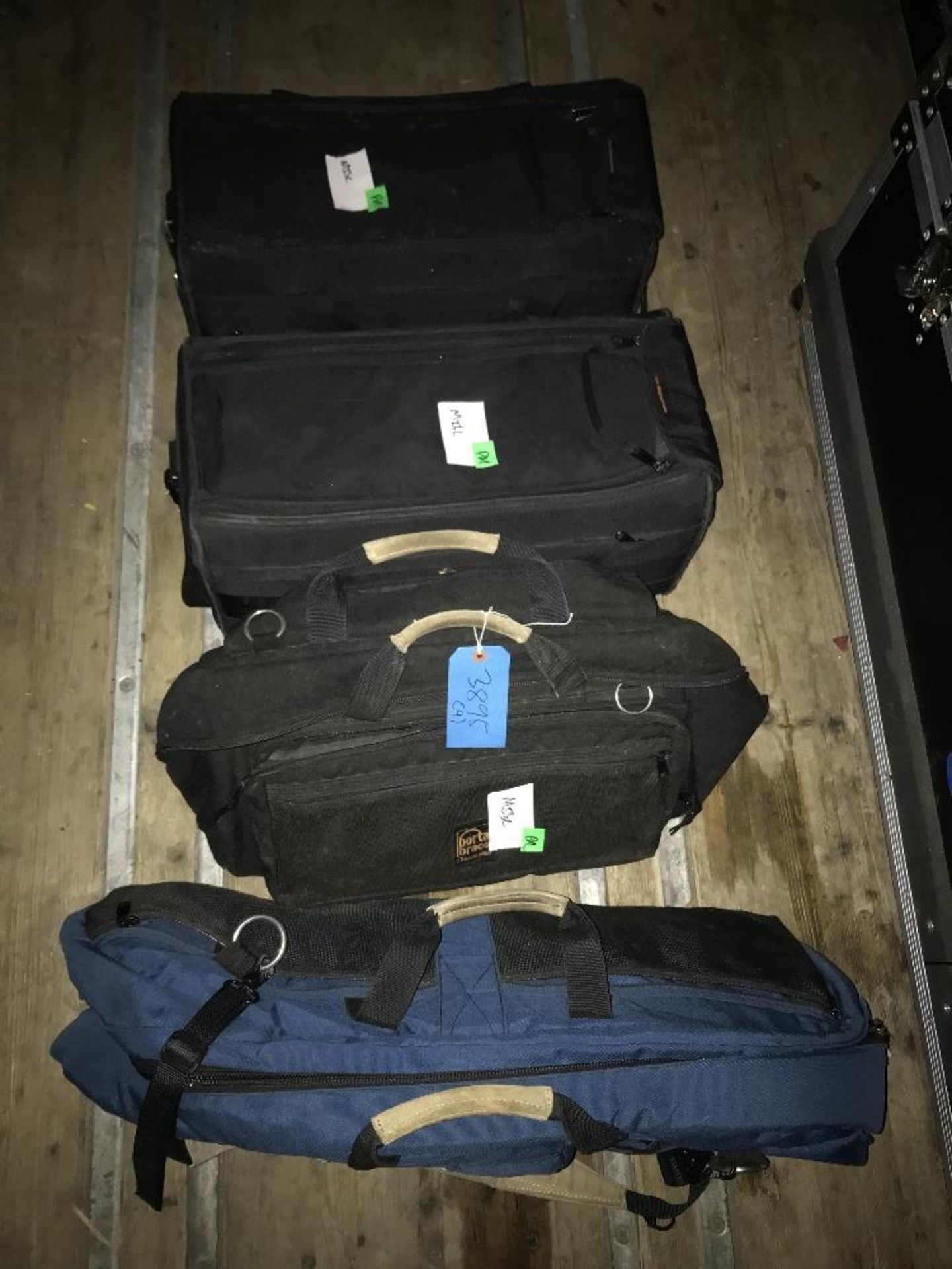 (4) Various Sized Camera Bags - Image 3 of 3
