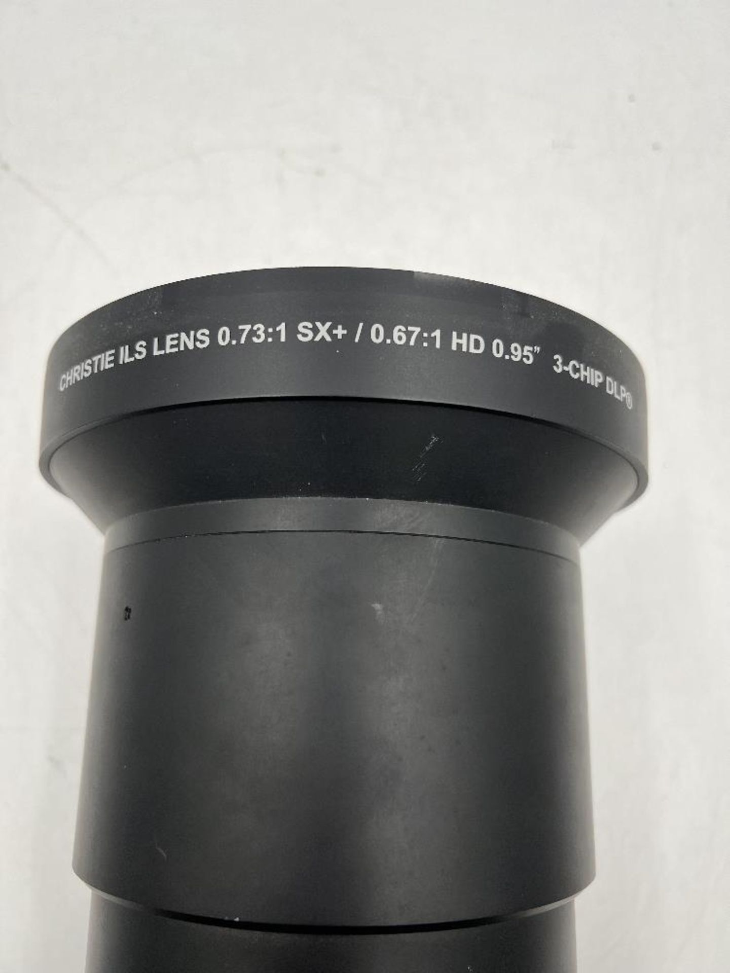 Christie ILS Lens 0.67 With Protective Flight Case - Image 4 of 6