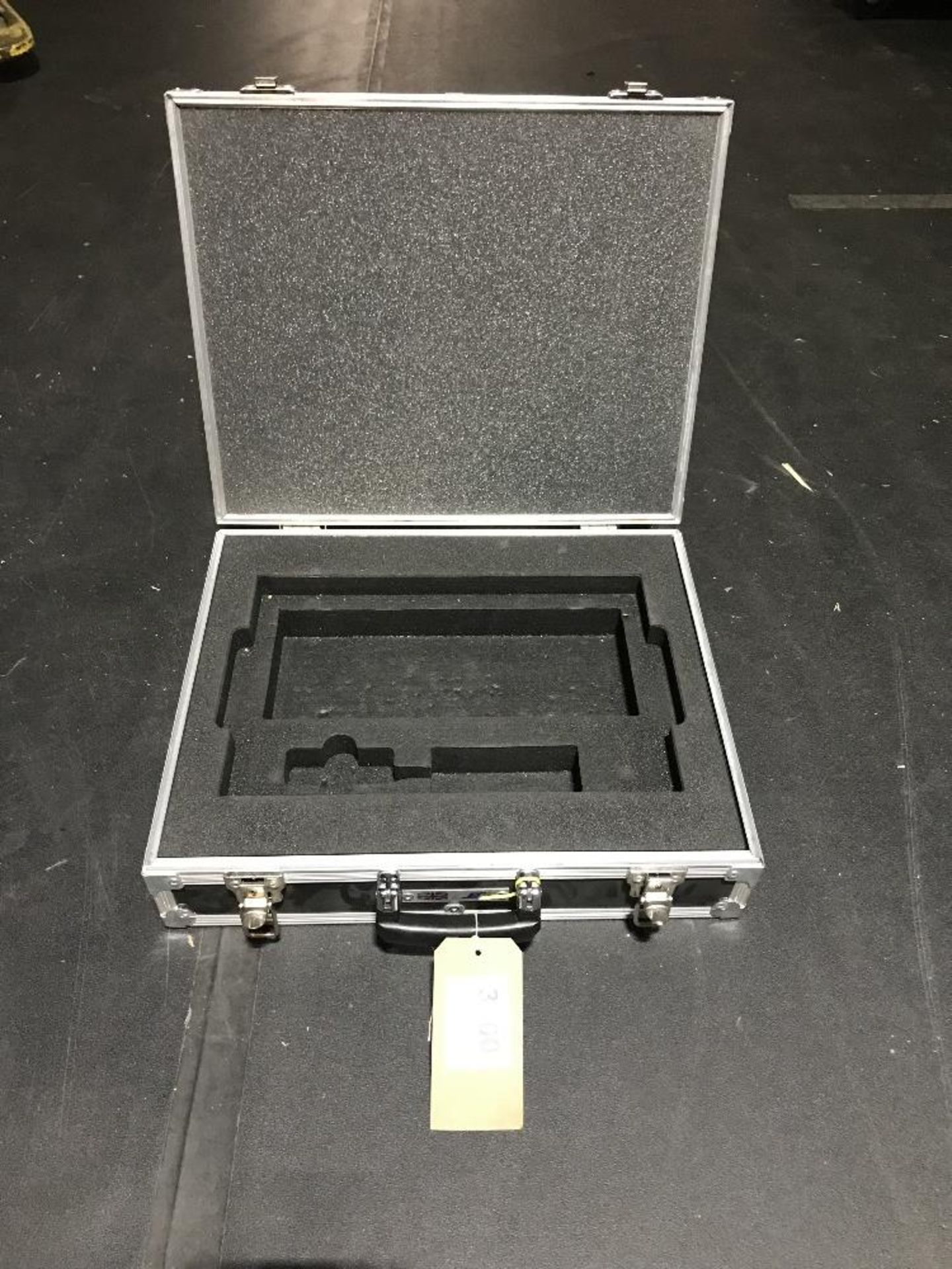 (4) Medium Empty Flight Cases - Image 3 of 4