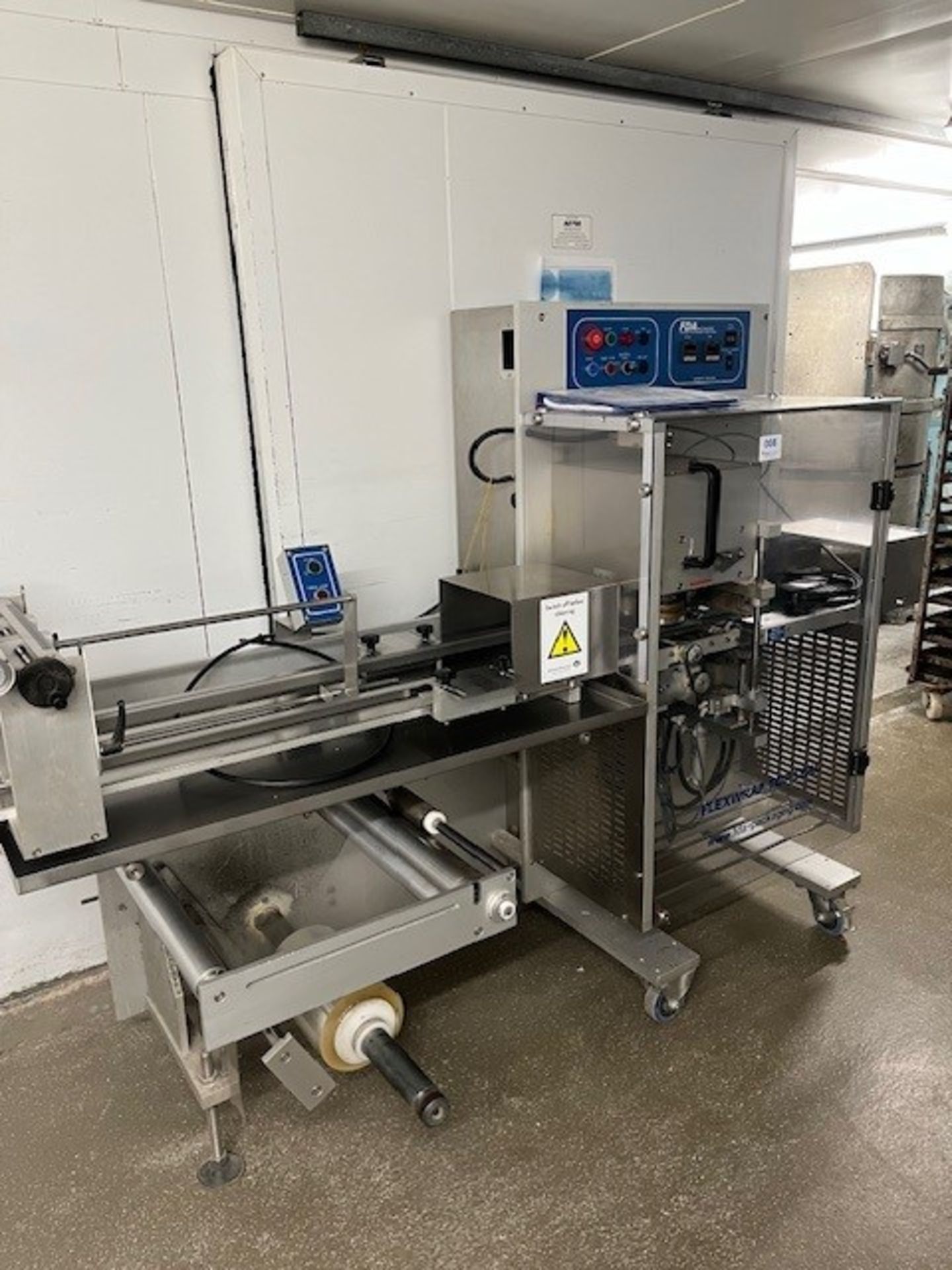 FDA Packaging Flexwrap flow wrapper machine - Bild 2 aus 9