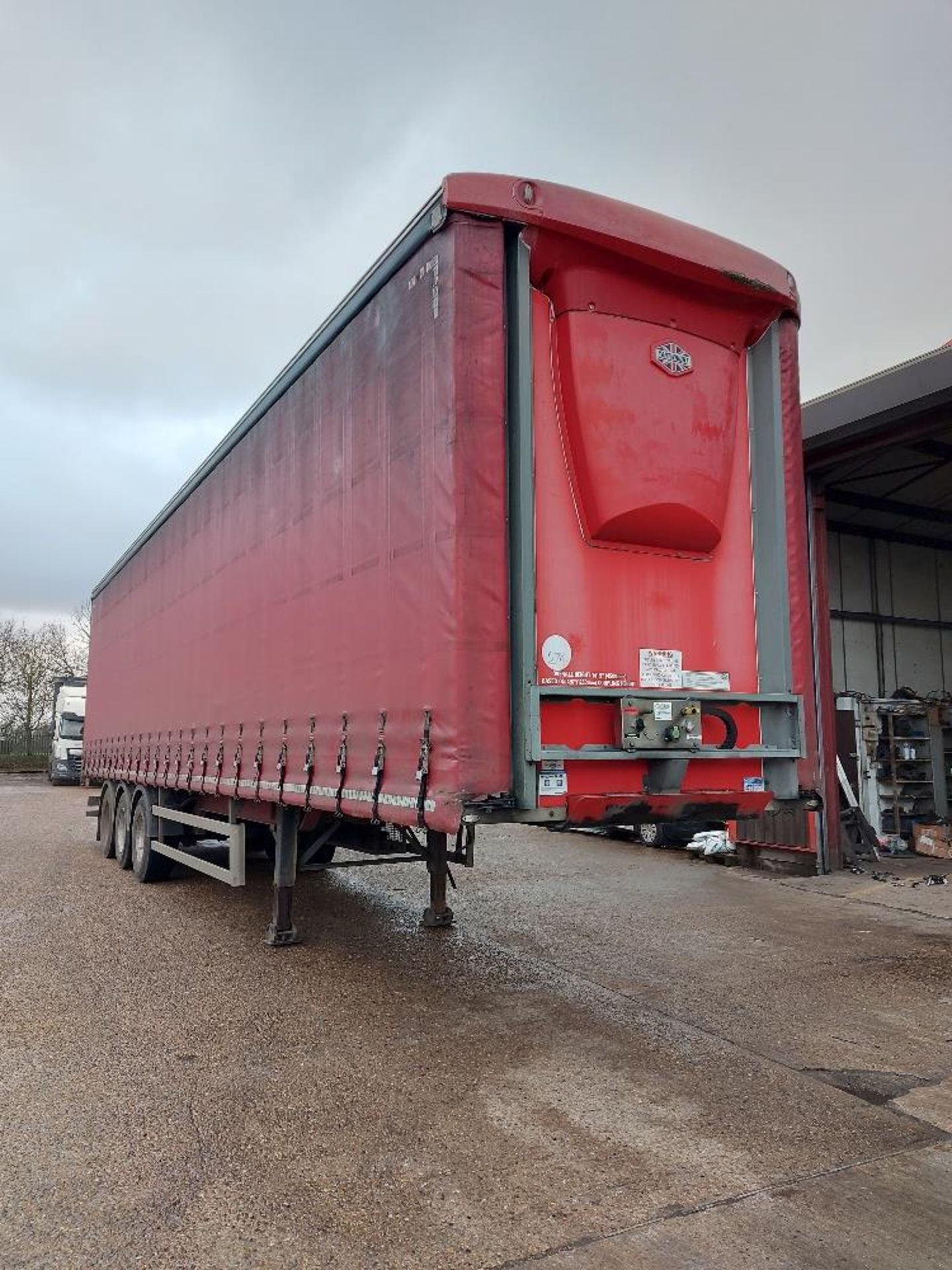 Cartwright Tri-Axle 13.7m Curtain Side Trailer Unit - Image 2 of 9