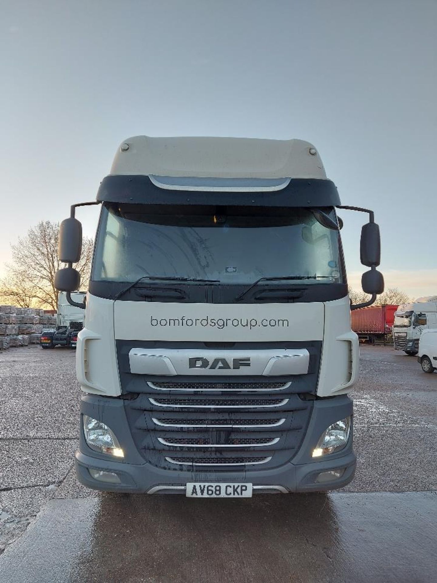 DAF CF 480 FTG Space Cab 6x2 Tractor Unit - Image 3 of 11