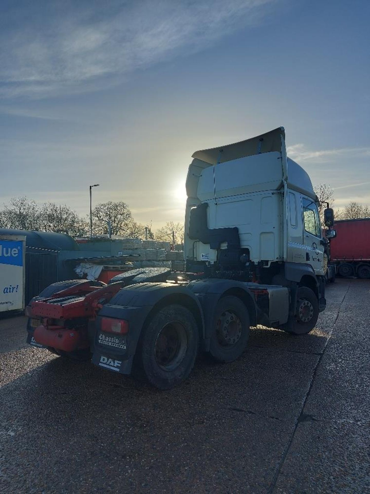 DAF CF 480 FTG Space Cab 6x2 Tractor Unit - Image 4 of 11