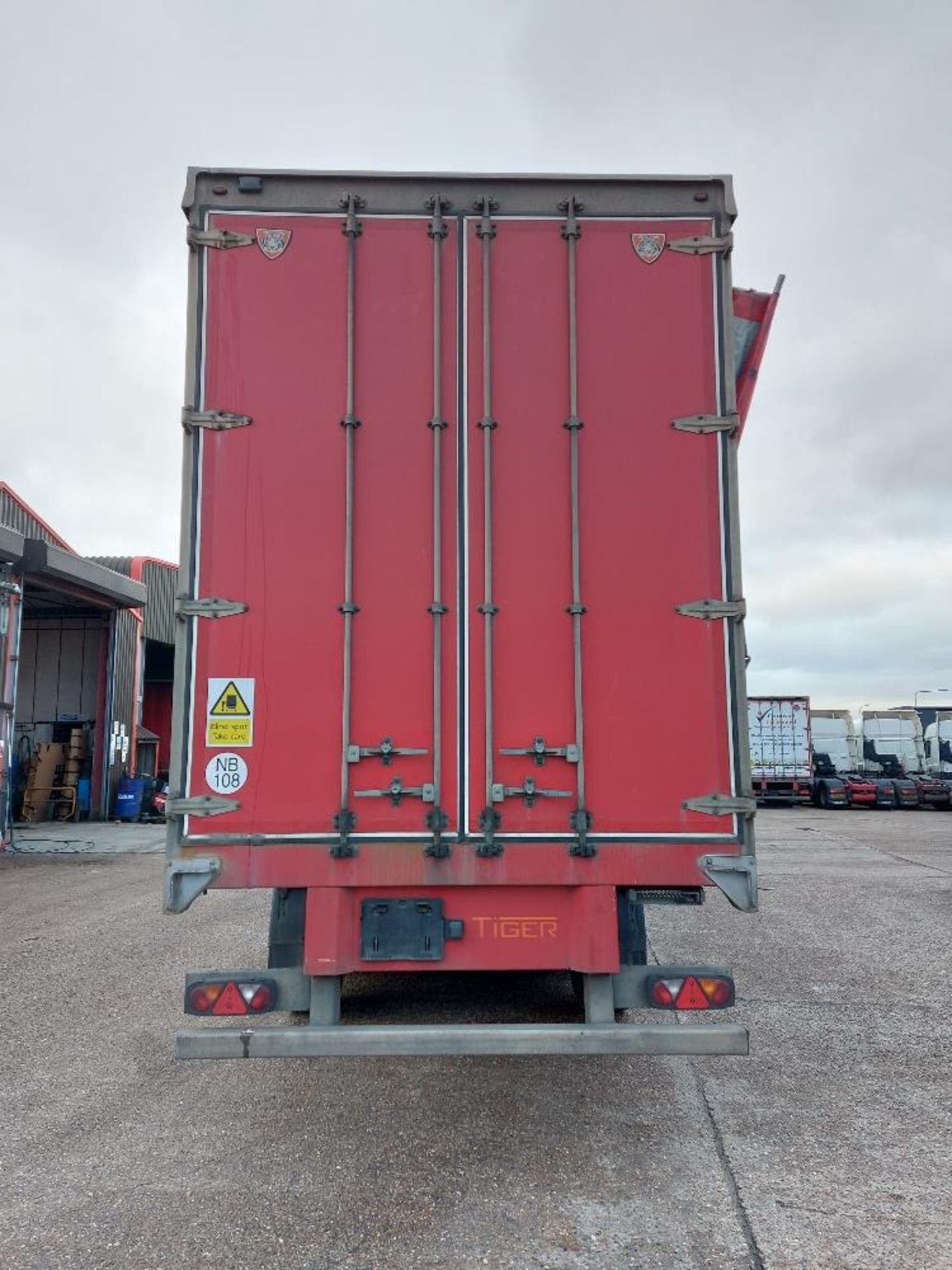 Tiger Tri-Axle 13.7m Curtain Side Trailer Unit - Image 6 of 8