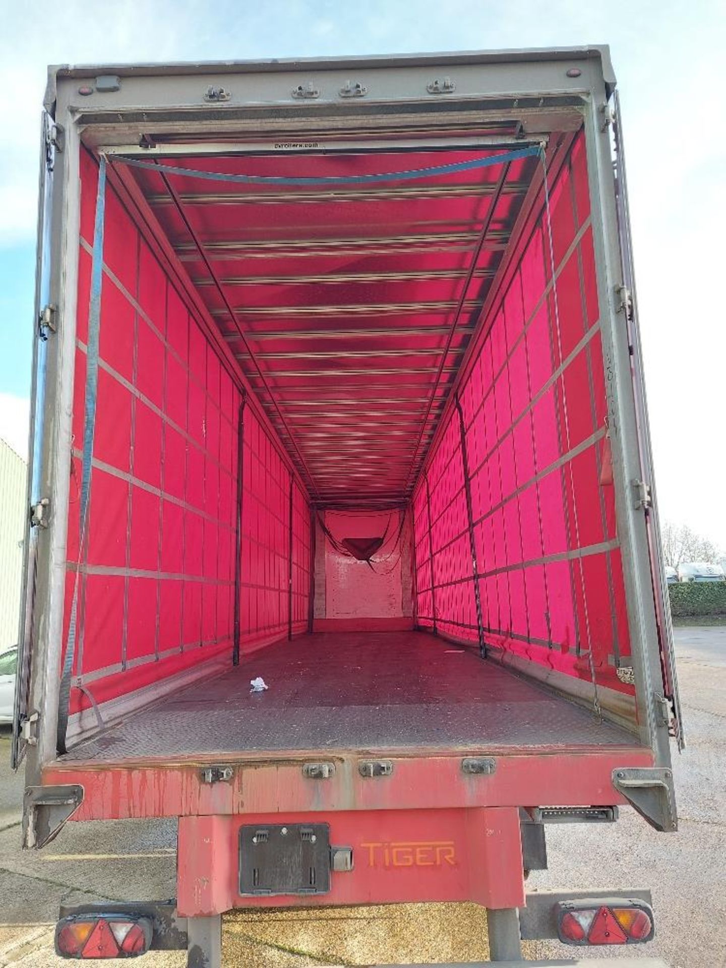 Tiger Tri-Axle 13.7m Curtain Side Trailer Unit - Image 7 of 8