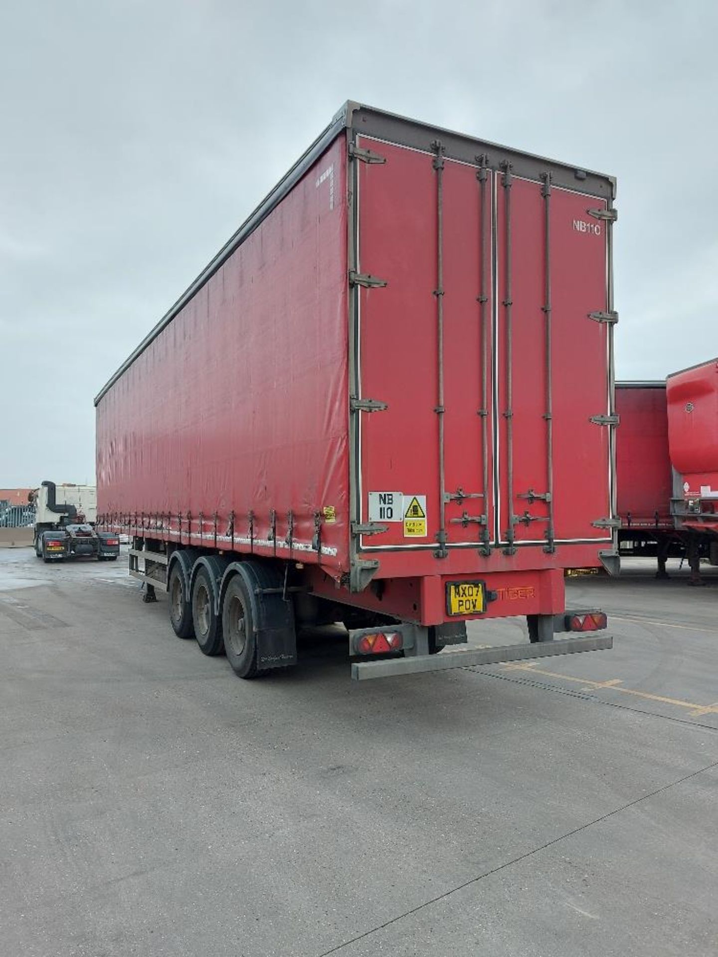 Tiger Tri-Axle 13.7m Curtain Side Trailer Unit - Image 4 of 9