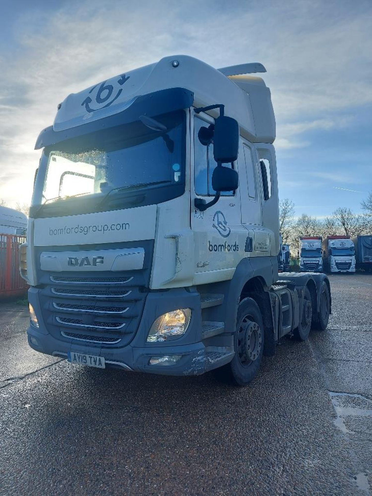 DAF CF 480 FTG Space Cab 6x2 Tractor Unit - Image 2 of 11