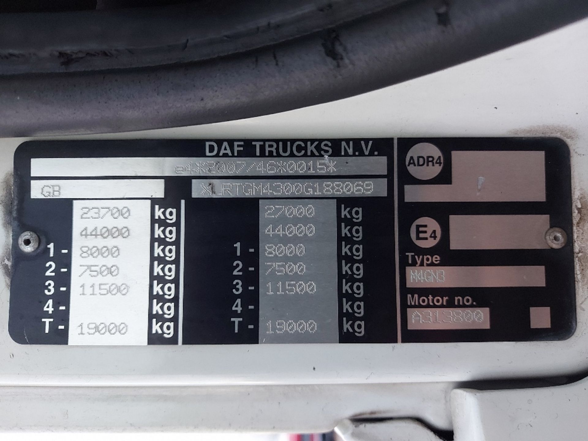 DAF CF 480 FTG Space Cab 6x2 Tractor Unit - Image 11 of 11
