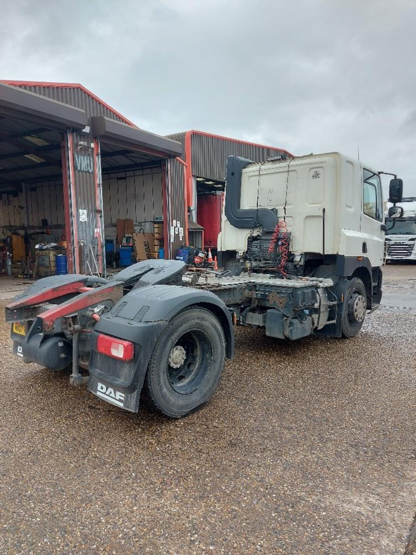 DAF CF85.410 Tractor Unit - Image 5 of 11