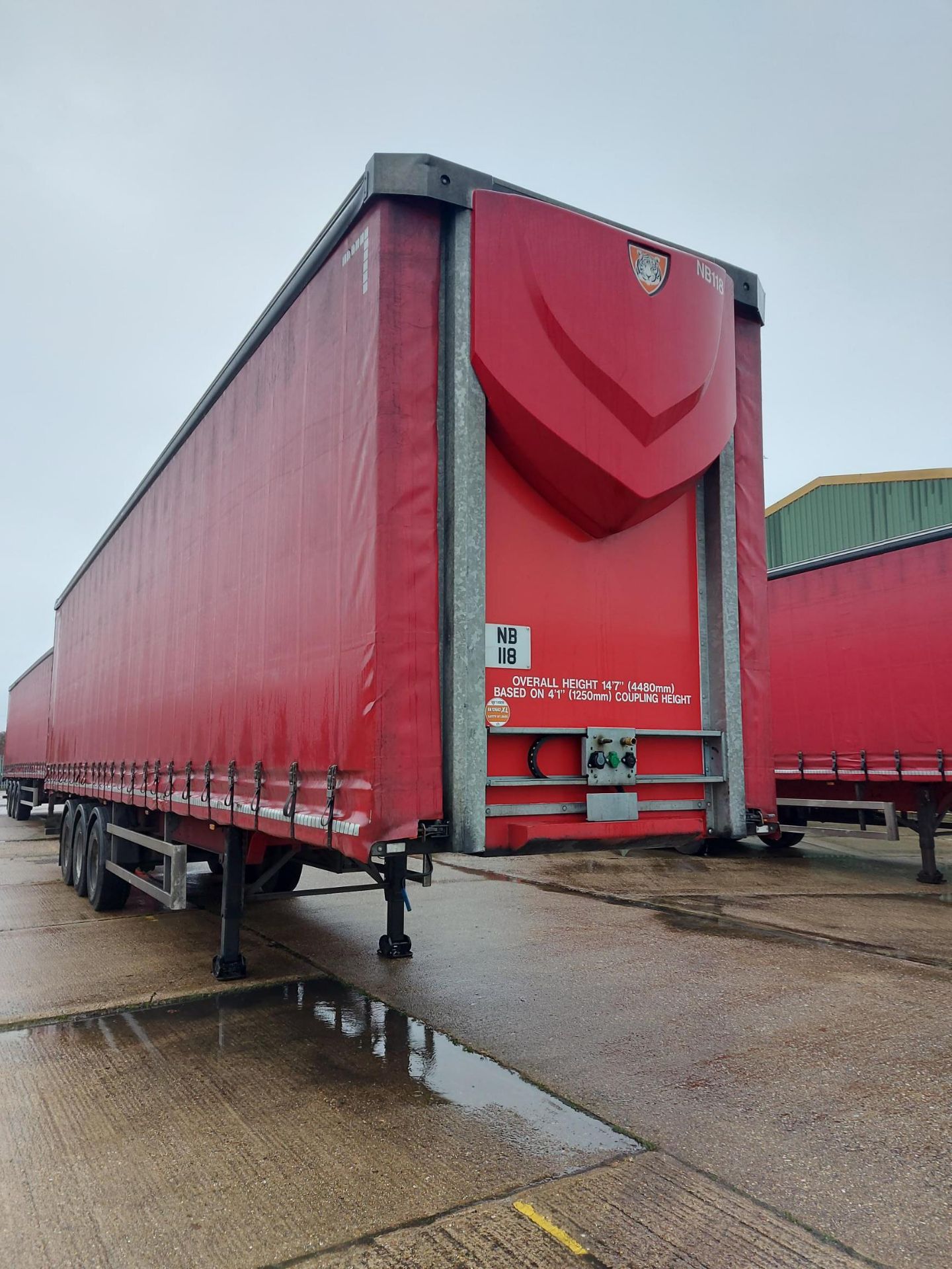 Tiger Tri-Axle 13.7m Curtain Side Trailer Unit - Image 3 of 8