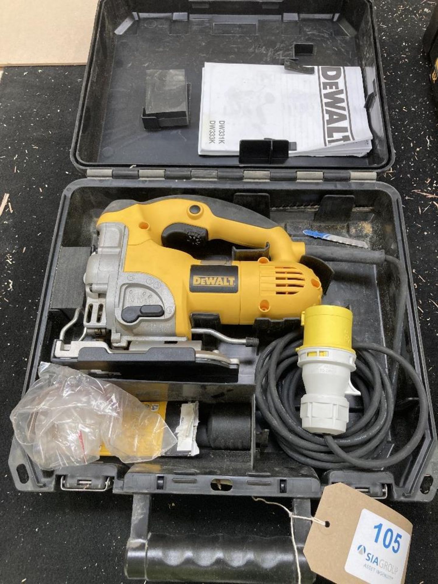 Dewalt DW331K-LX 110V Electric Jigsaw & Heavy Duty Case