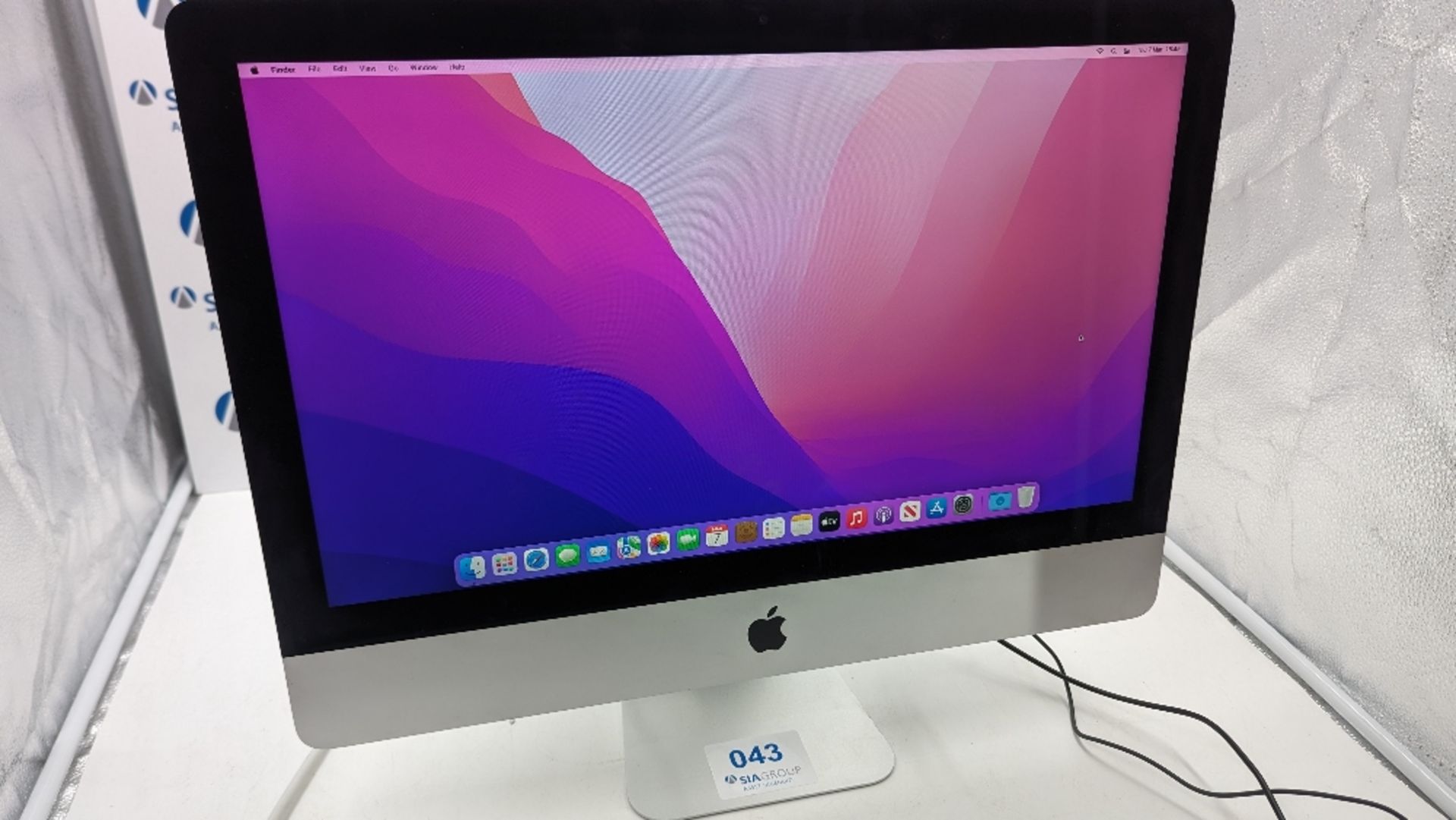 Apple iMac A1418 - Image 2 of 4