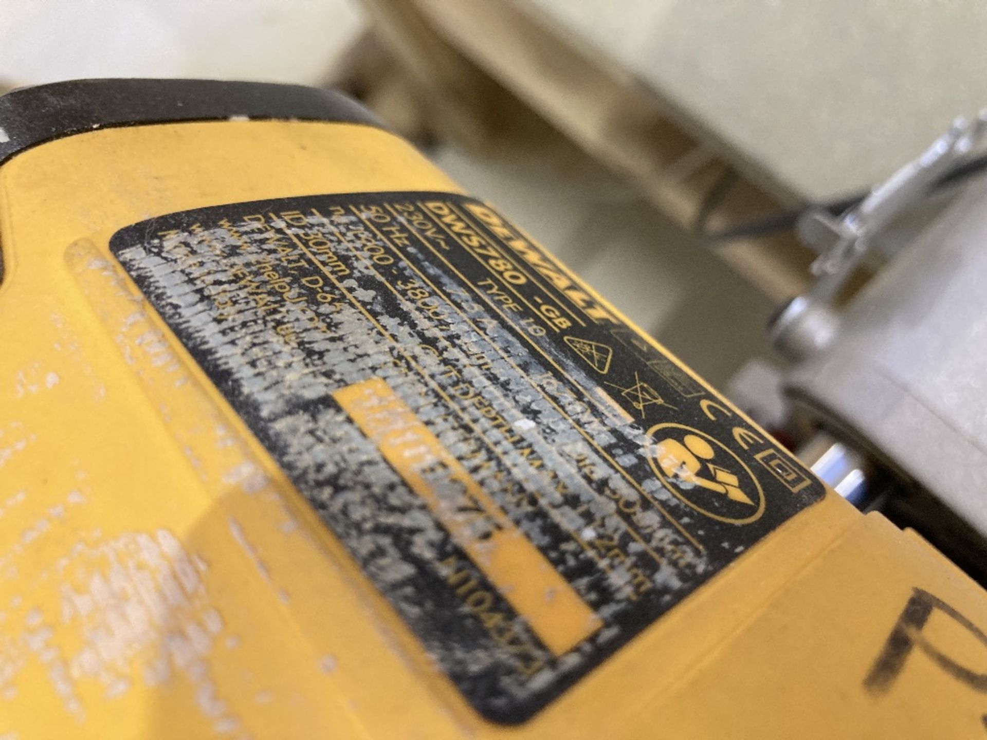 Dewalt DWS780-GB 305mm Mitre Saw - Image 6 of 8