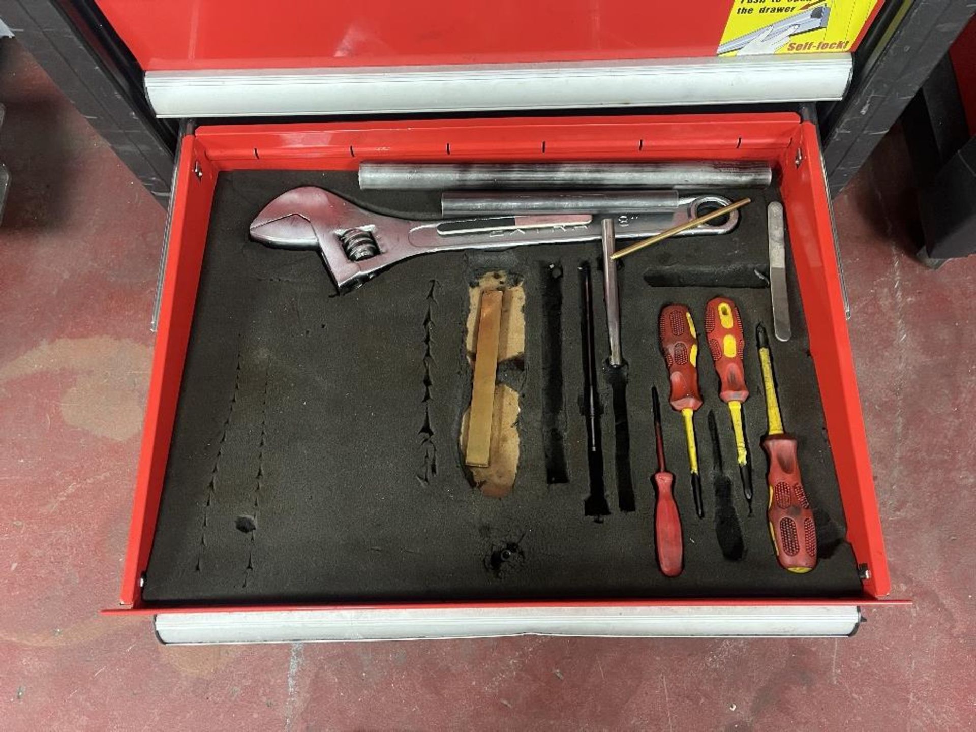 Mobile eight drawer tool cabinet with contents - Image 11 of 11