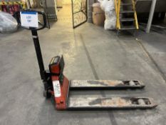 Hydraulic pallet truck with digital weigh read-out for spares