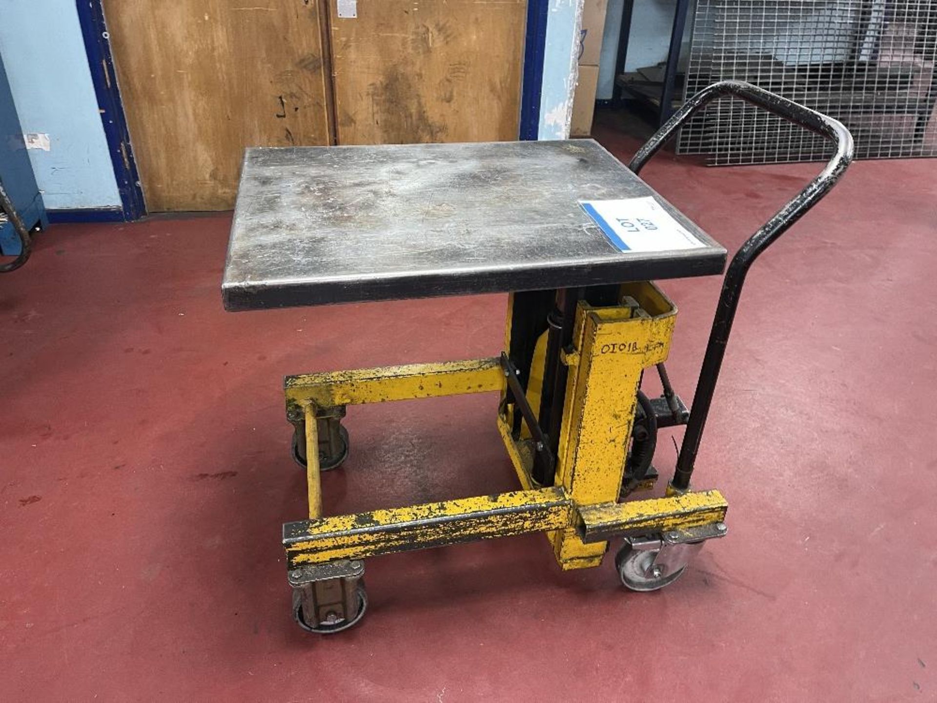 1000kg mobile lifting trolley - Image 5 of 5