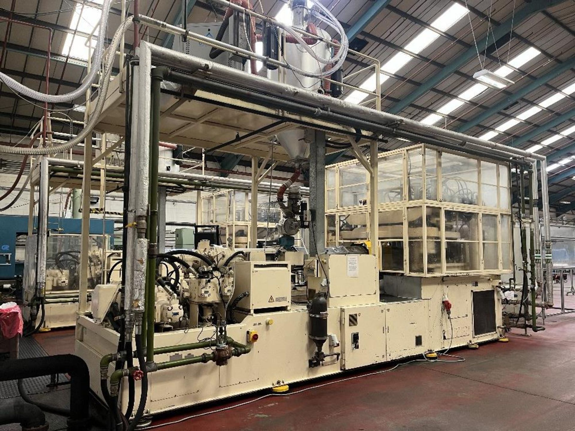 NISSEI ASB machine co Limited ASB type 650 NHII One stage BIAXIAL stretch blow moulding machine - Image 13 of 30