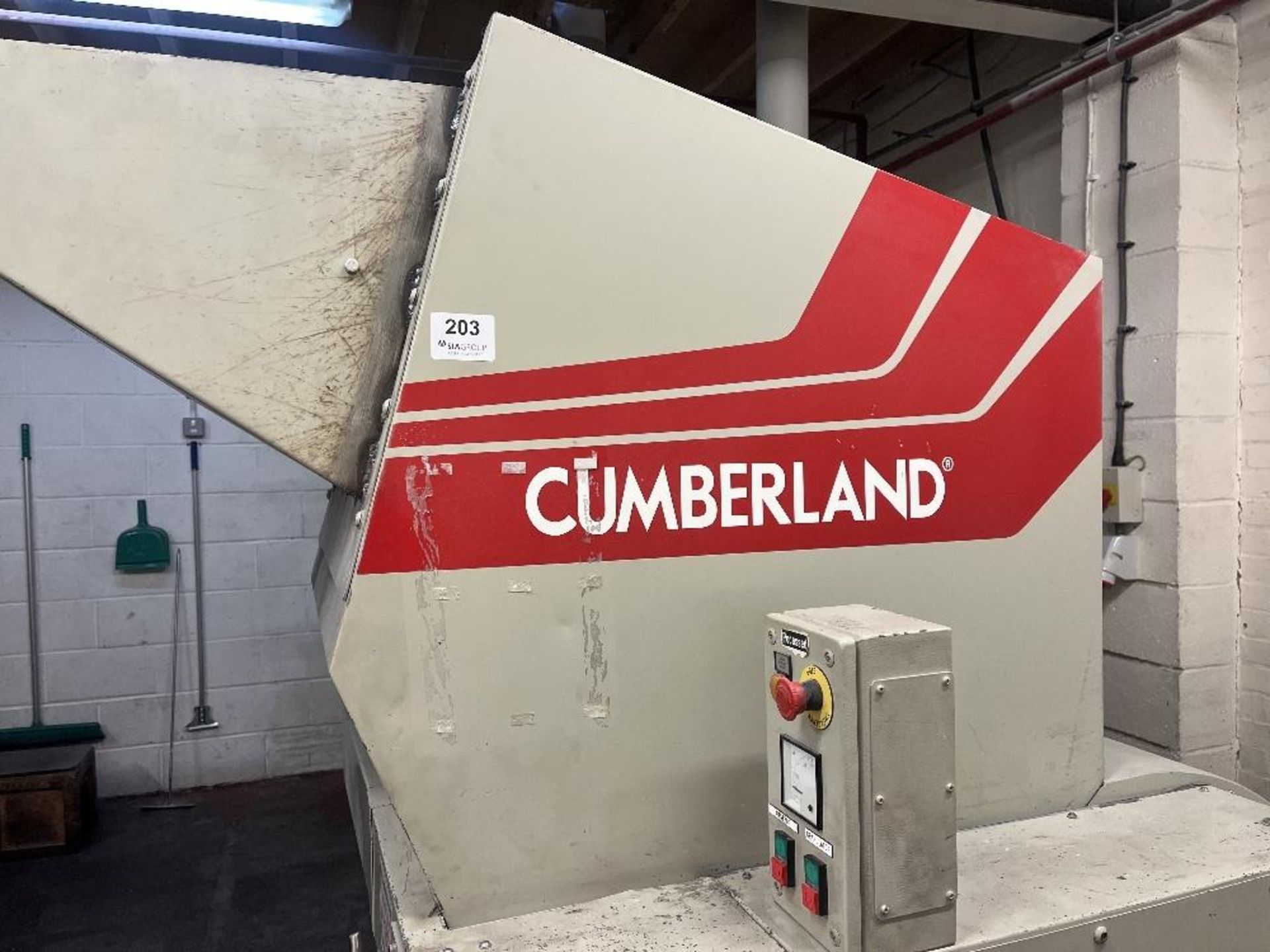 CUMBERLAND plastic regrind machine - Bild 6 aus 28